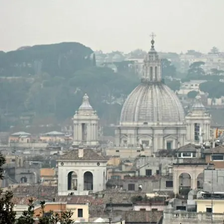 Panoramic Quirinale Garden Apartment Rom